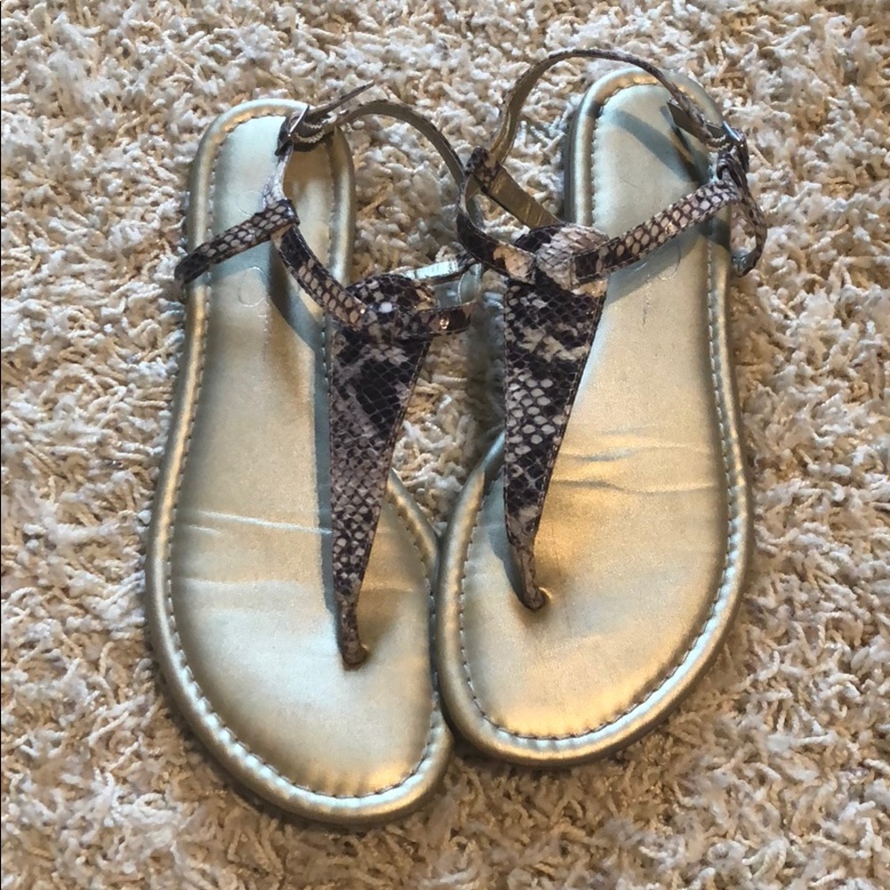Jessica Simpson snake skin flats